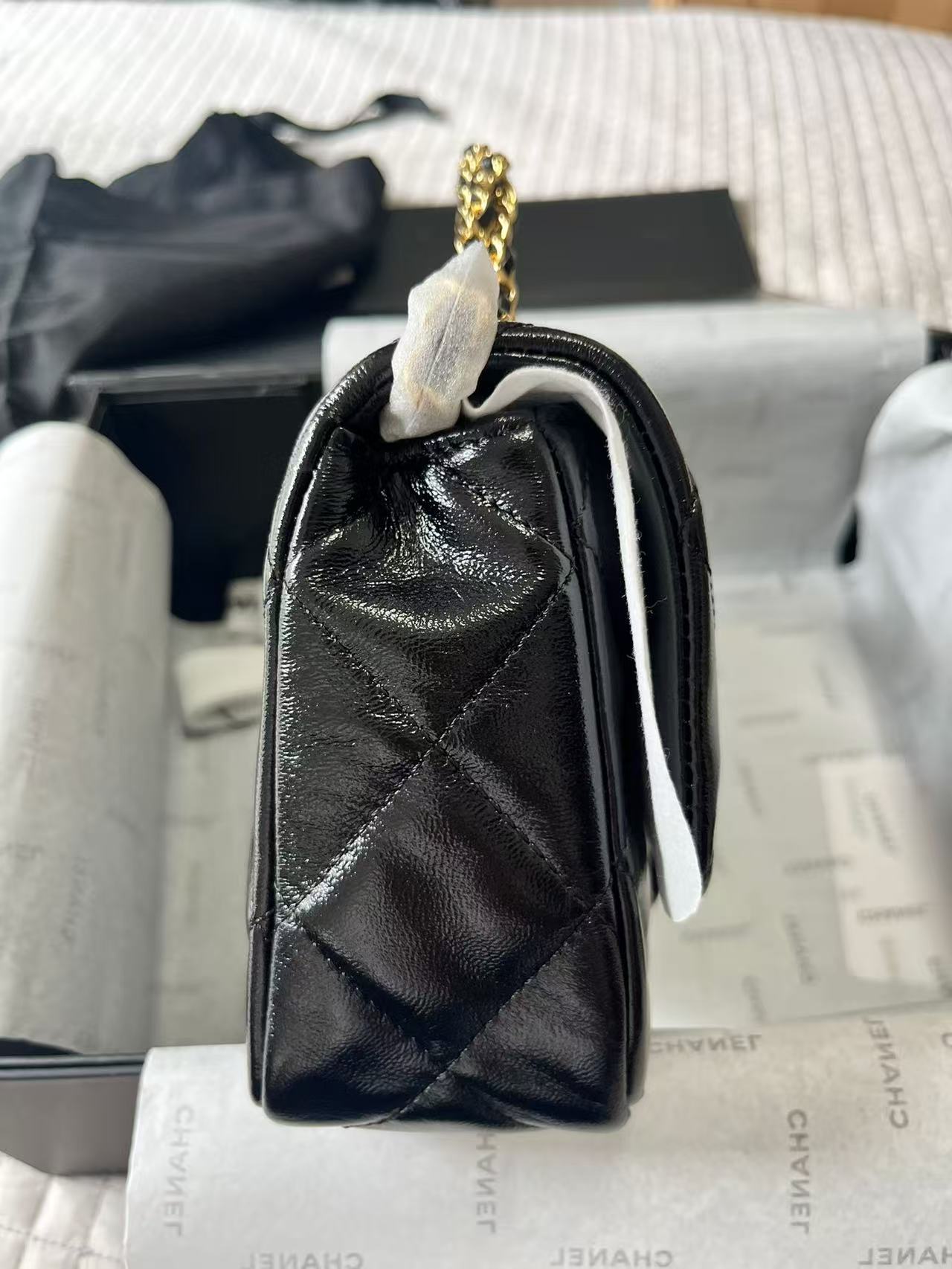 Chanel Rectangle Mini in Black (19X14X8cm)