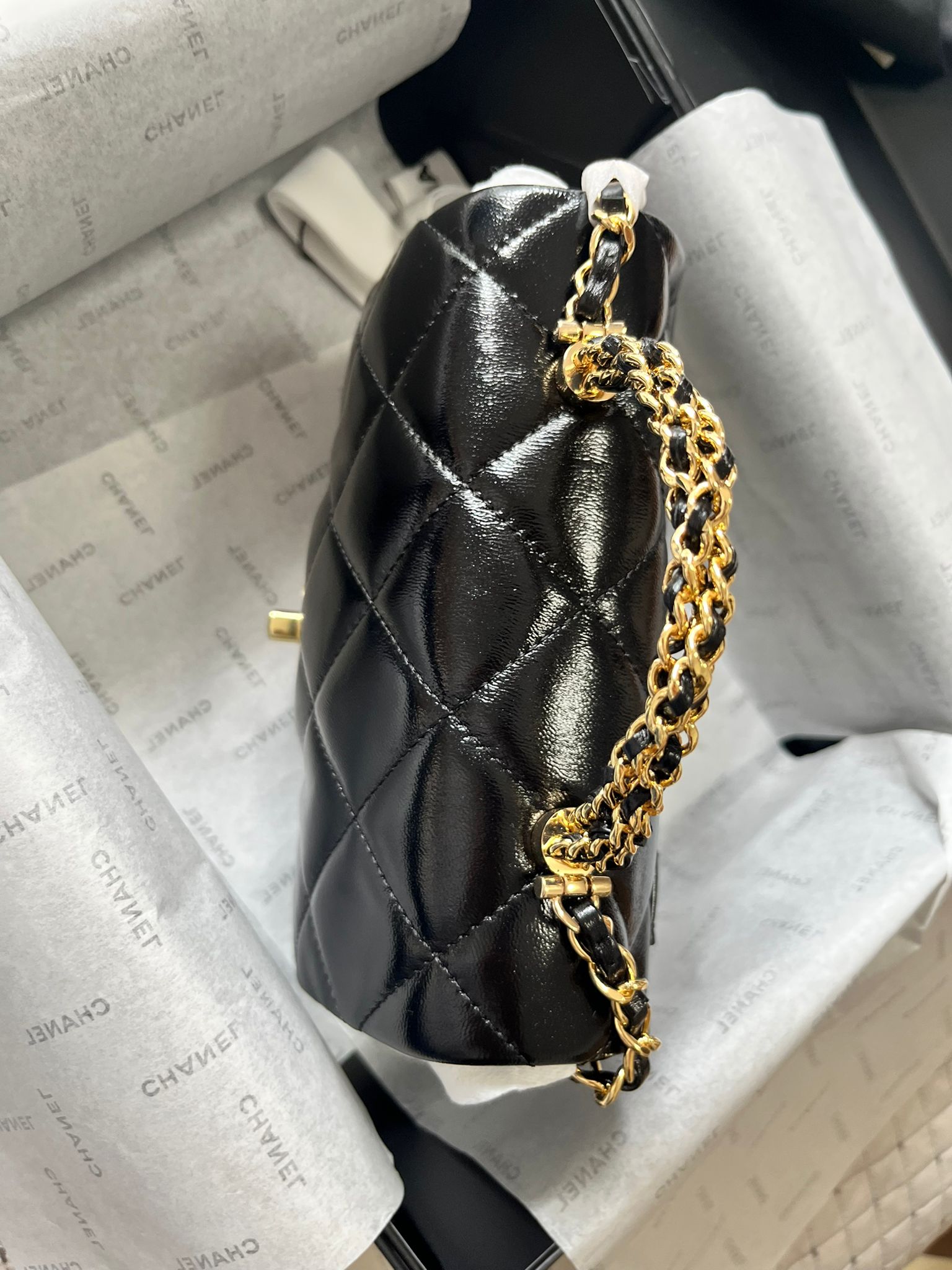 Chanel Rectangle Mini in Black (19X14X8cm)