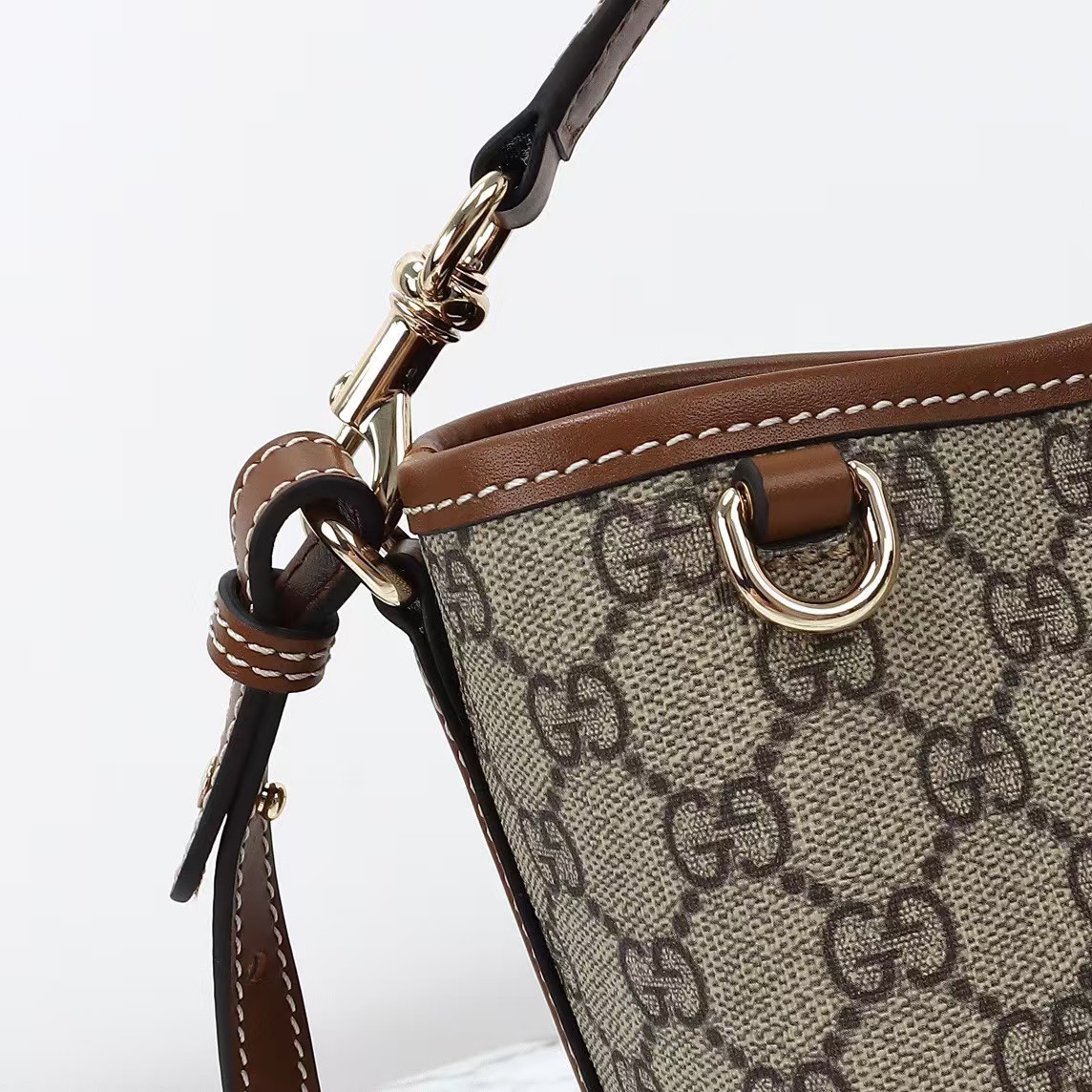 GUCCI GG Small Bucket Bag
