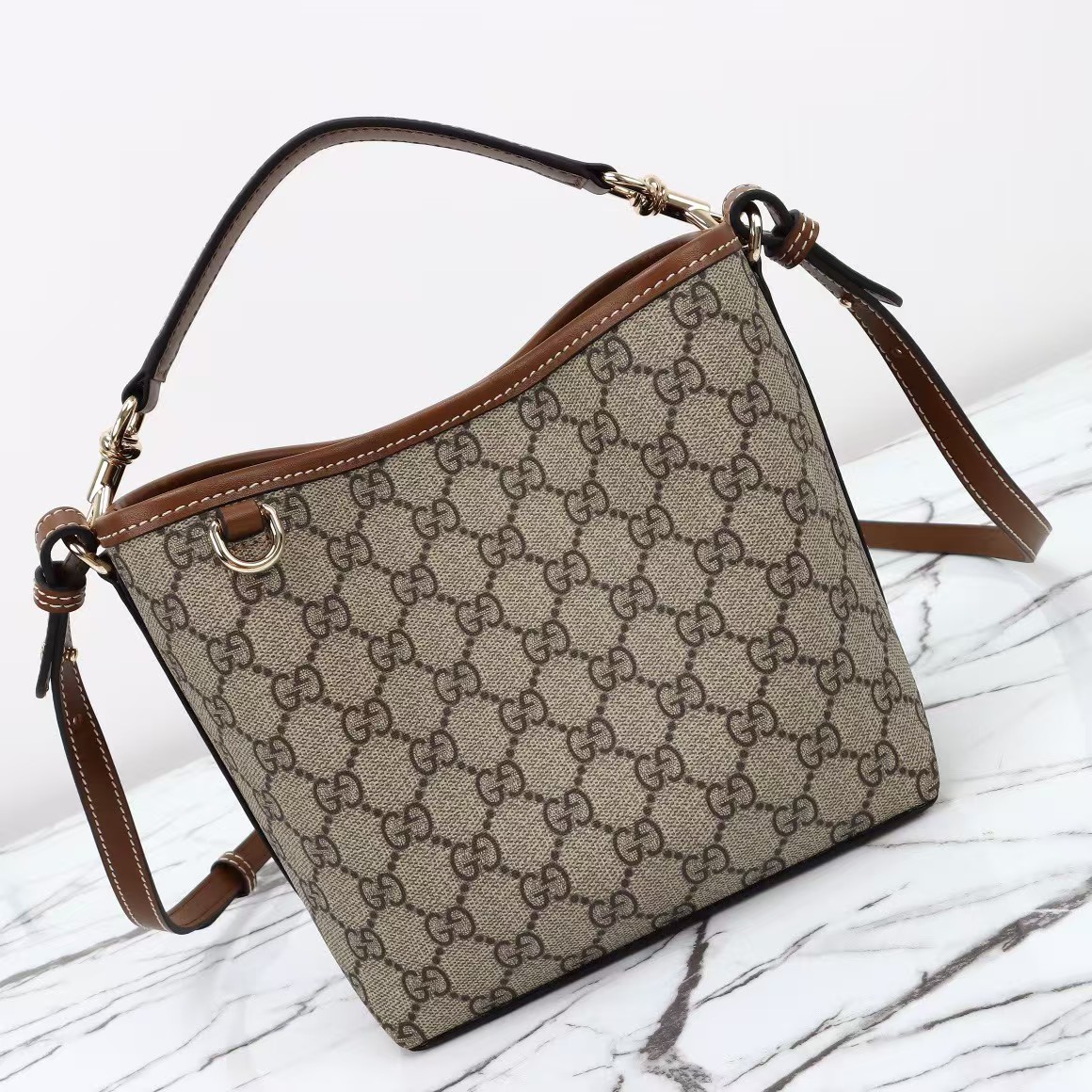 GUCCI GG Small Bucket Bag
