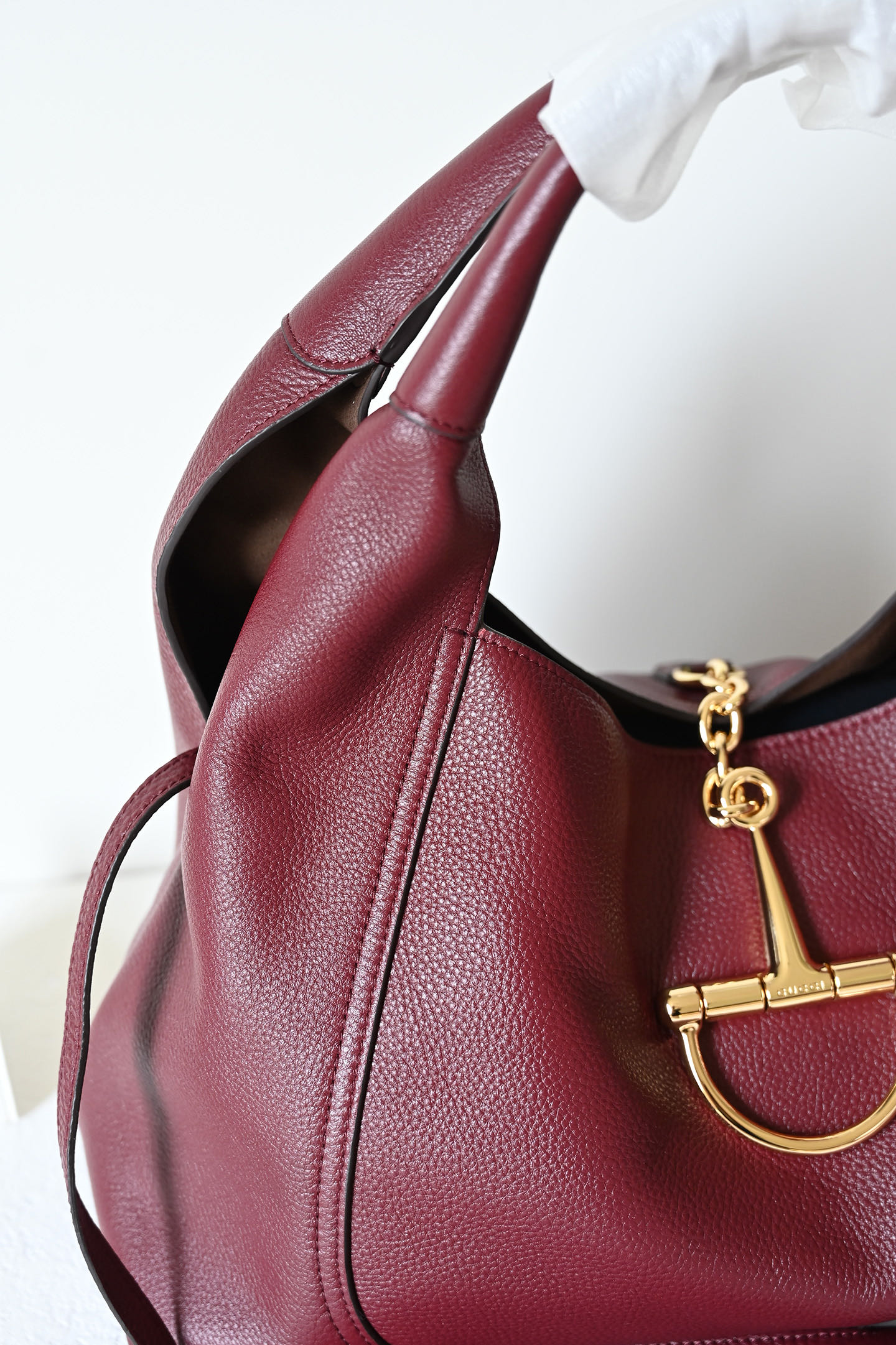 Gucci Softbit maxi shoulder bag 46cm Gucci Softbit maxi shoulder bag 46cm