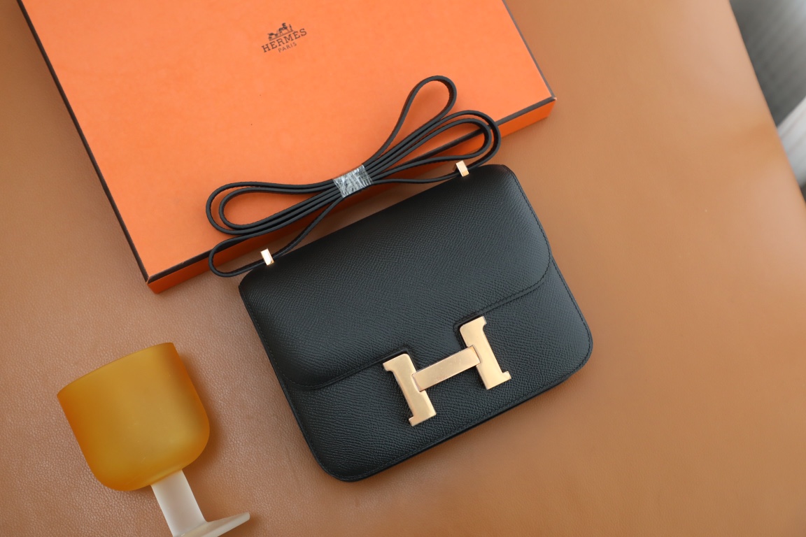 Hermes Mini Constance, Black Epsom leather, Gold Hardware (18cm)