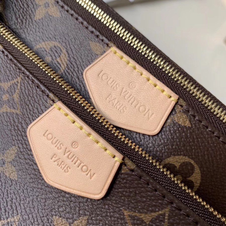 Louis Vuitton Multi Pochette Accessoires M44813 (24 x 13.5 x 4 cm) Louis Vuitton Multi Pochette Accessoires M44813 (24 x 13.5 x 4 cm)