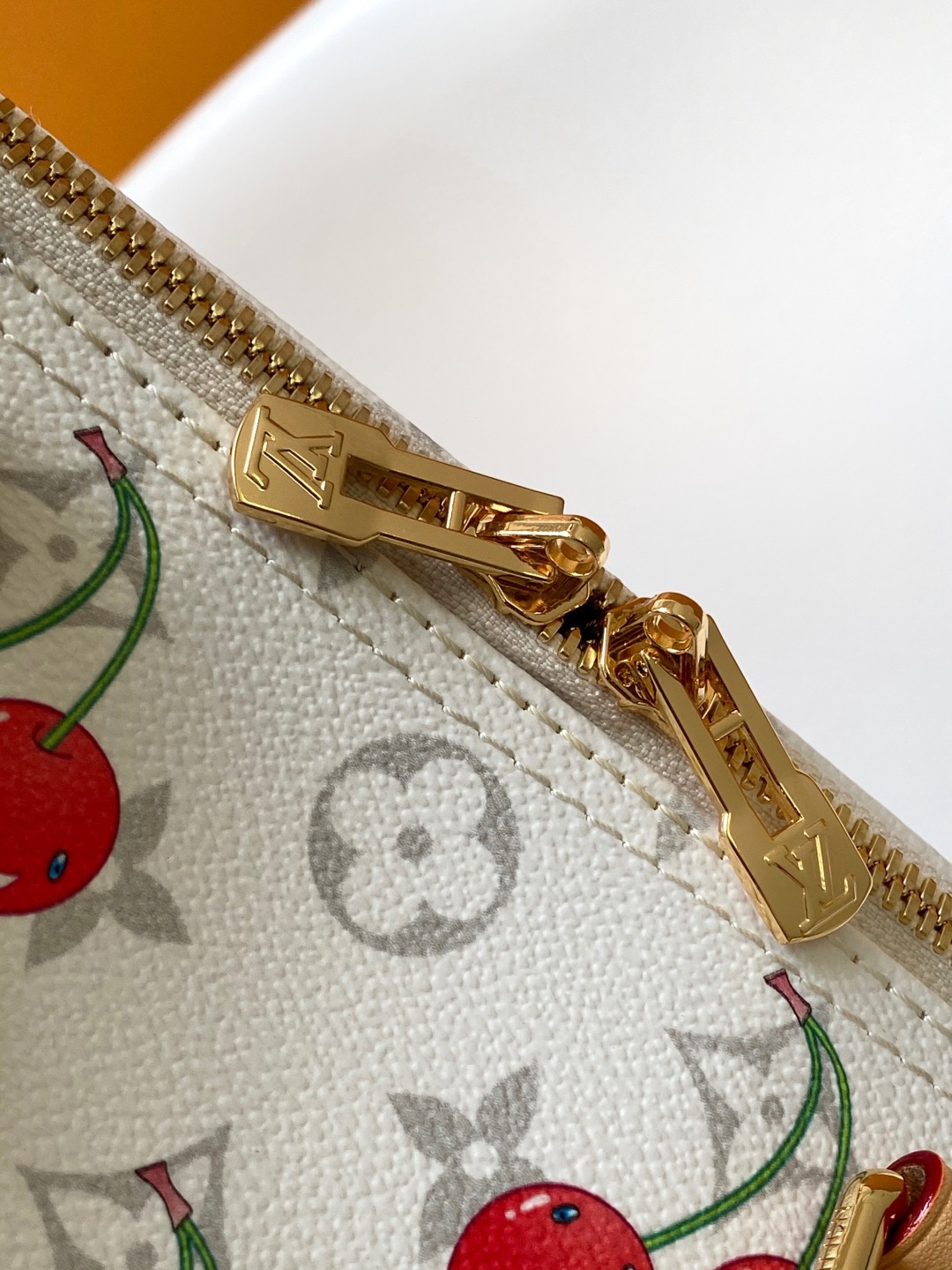 LV x TM Speedy Soft Bandoulière 30