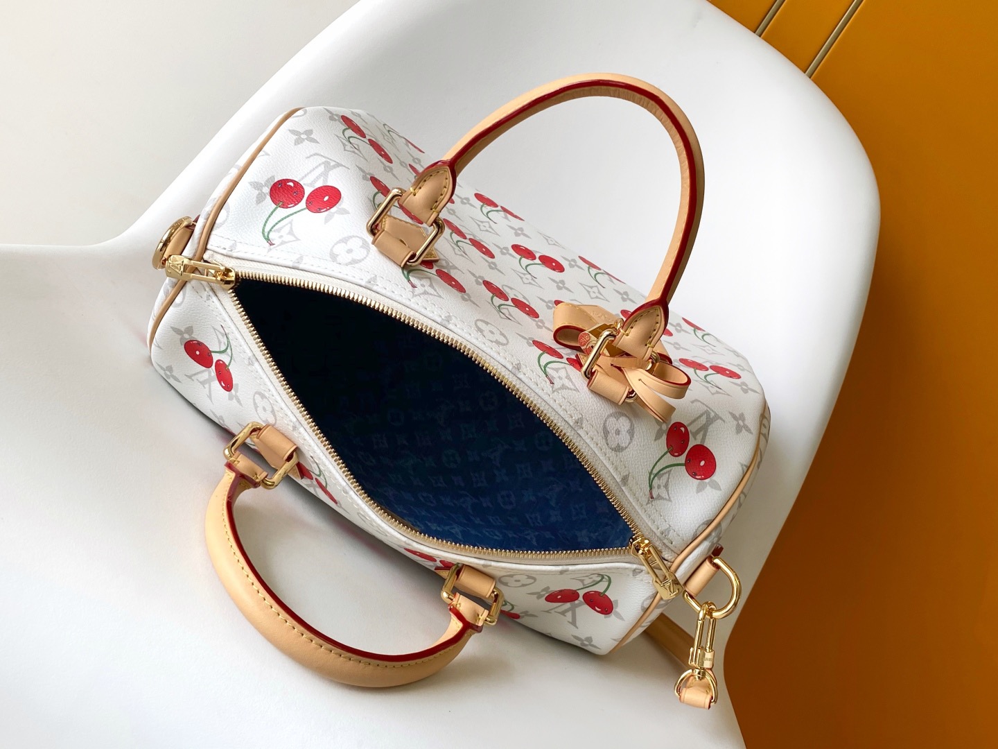 LV x TM Speedy Soft Bandoulière 30
