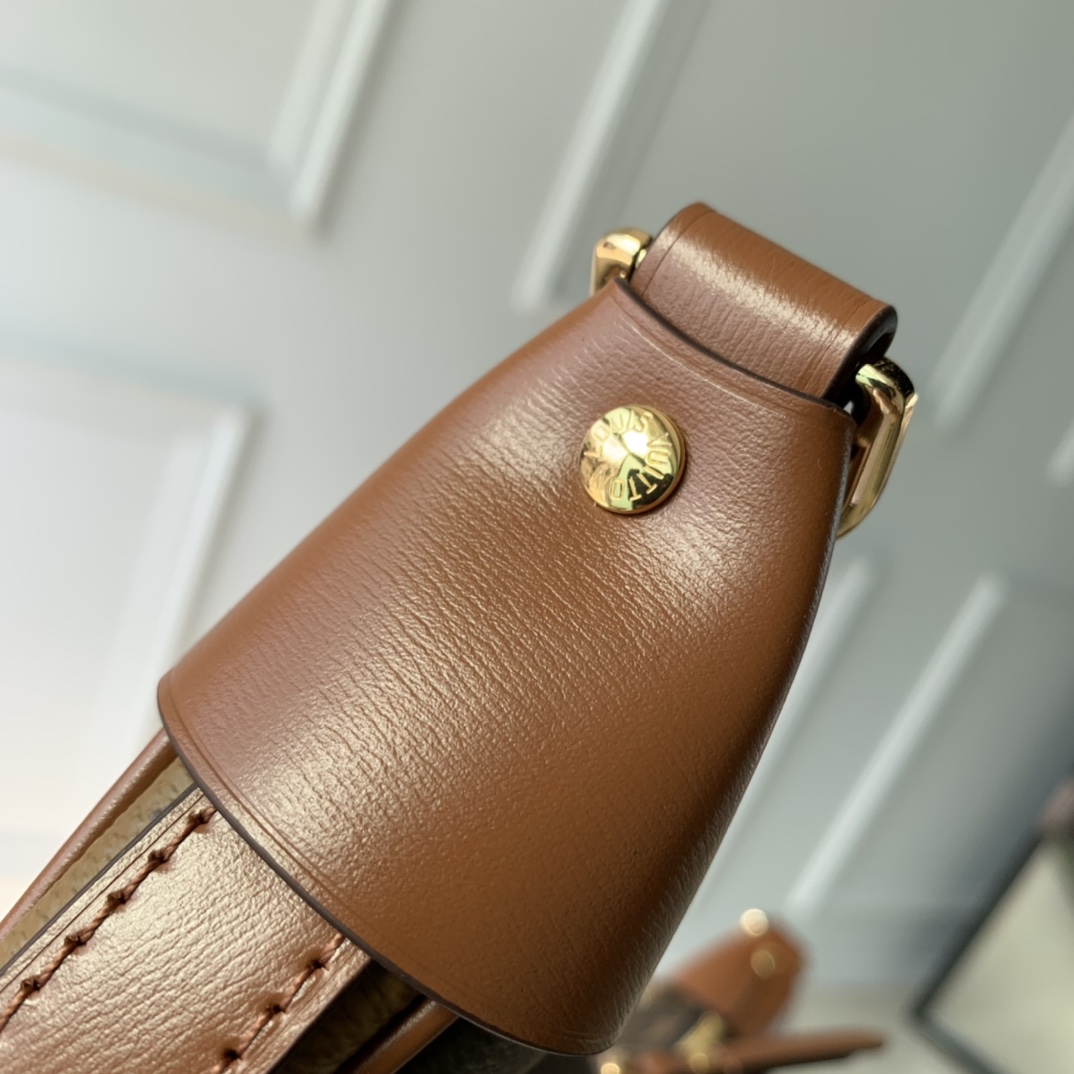 Louis Vuitton M46311 (38×30×10)cm Louis Vuitton M46311 (38×30×10)cm