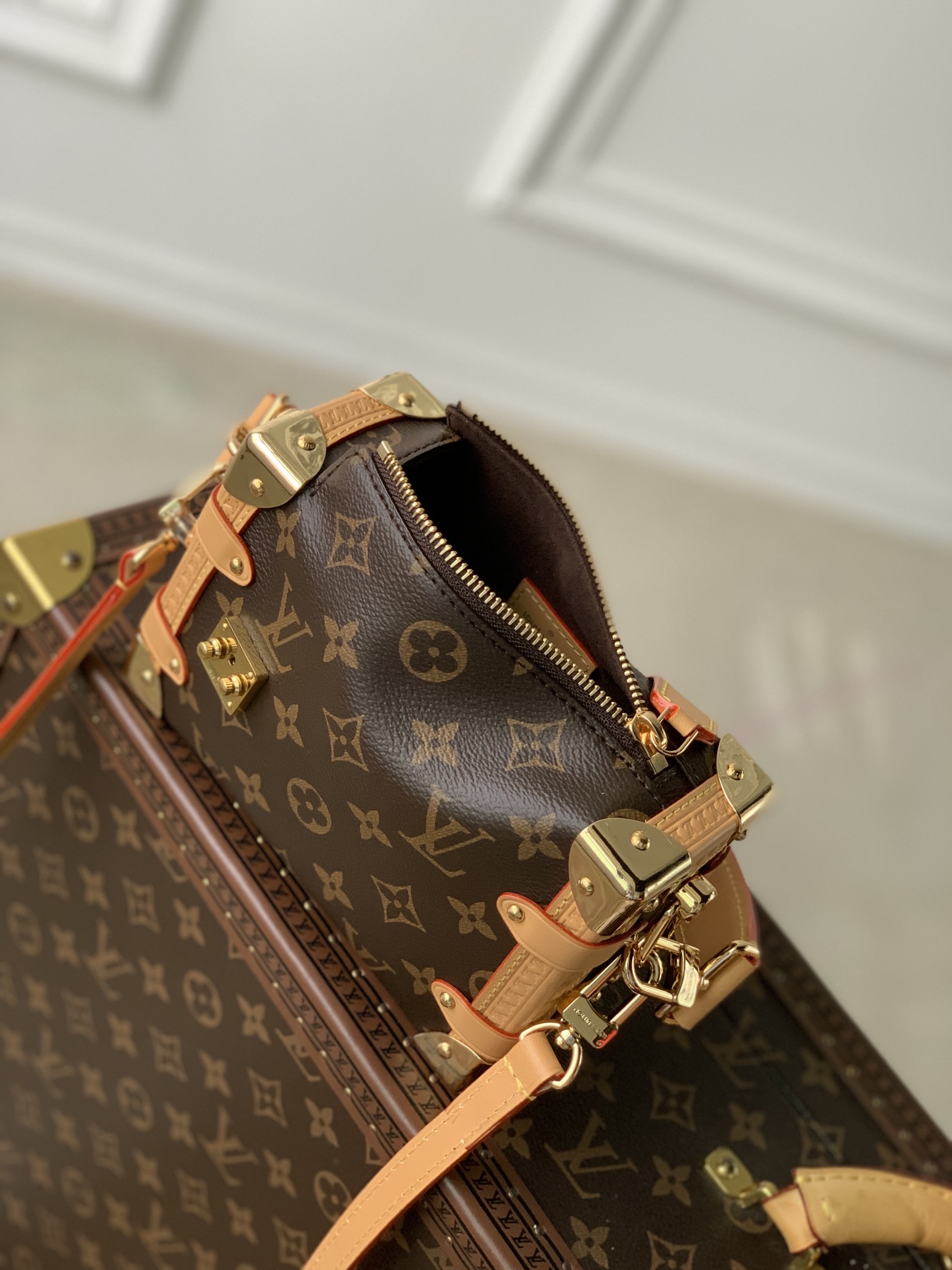 LOUIS VUITTON M46815 (18×12.5×8cm) LOUIS VUITTON M46815 (18×12.5×8cm)
