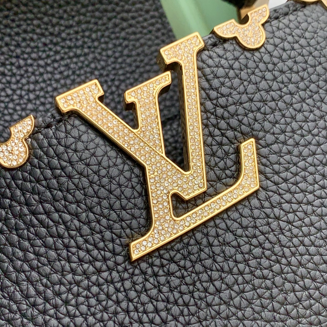 LOUIS VUITTON M48865 (27 x 17.3 x 9 cm) LOUIS VUITTON M48865 (27 x 17.3 x 9 cm)