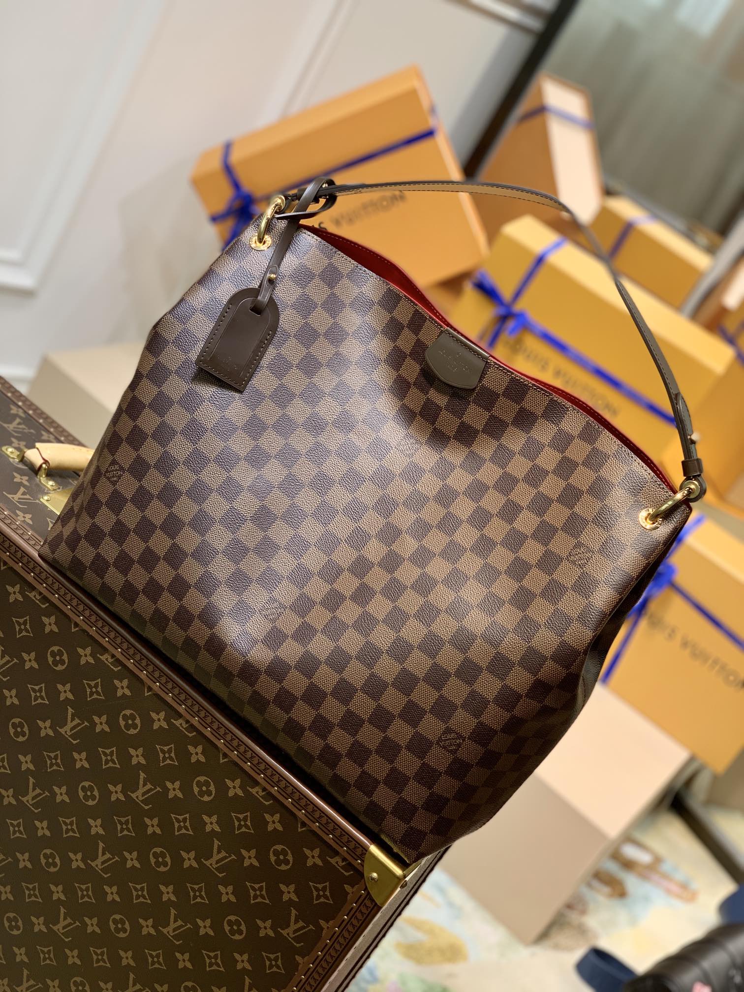 LOUIS VUITTON N44045 (41×35×14cm)