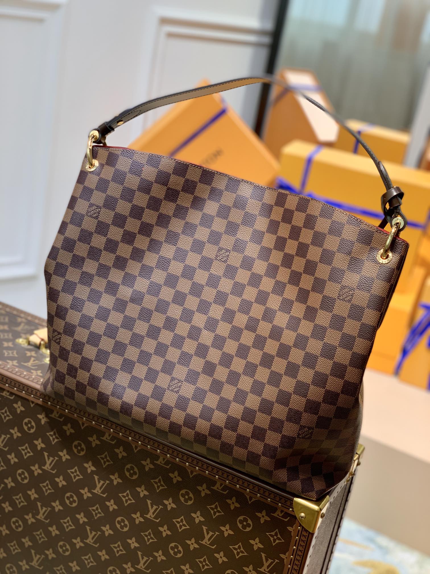 LOUIS VUITTON N44045 (41×35×14cm)